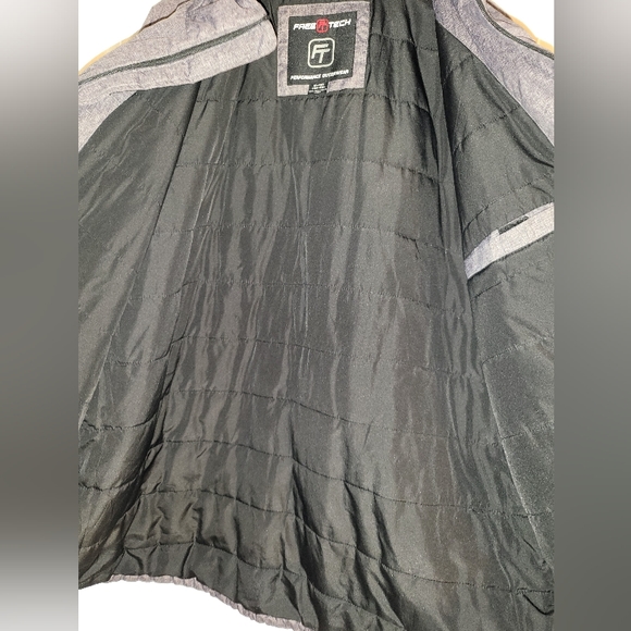 FreeTech Jacket - Picture 3 of 13